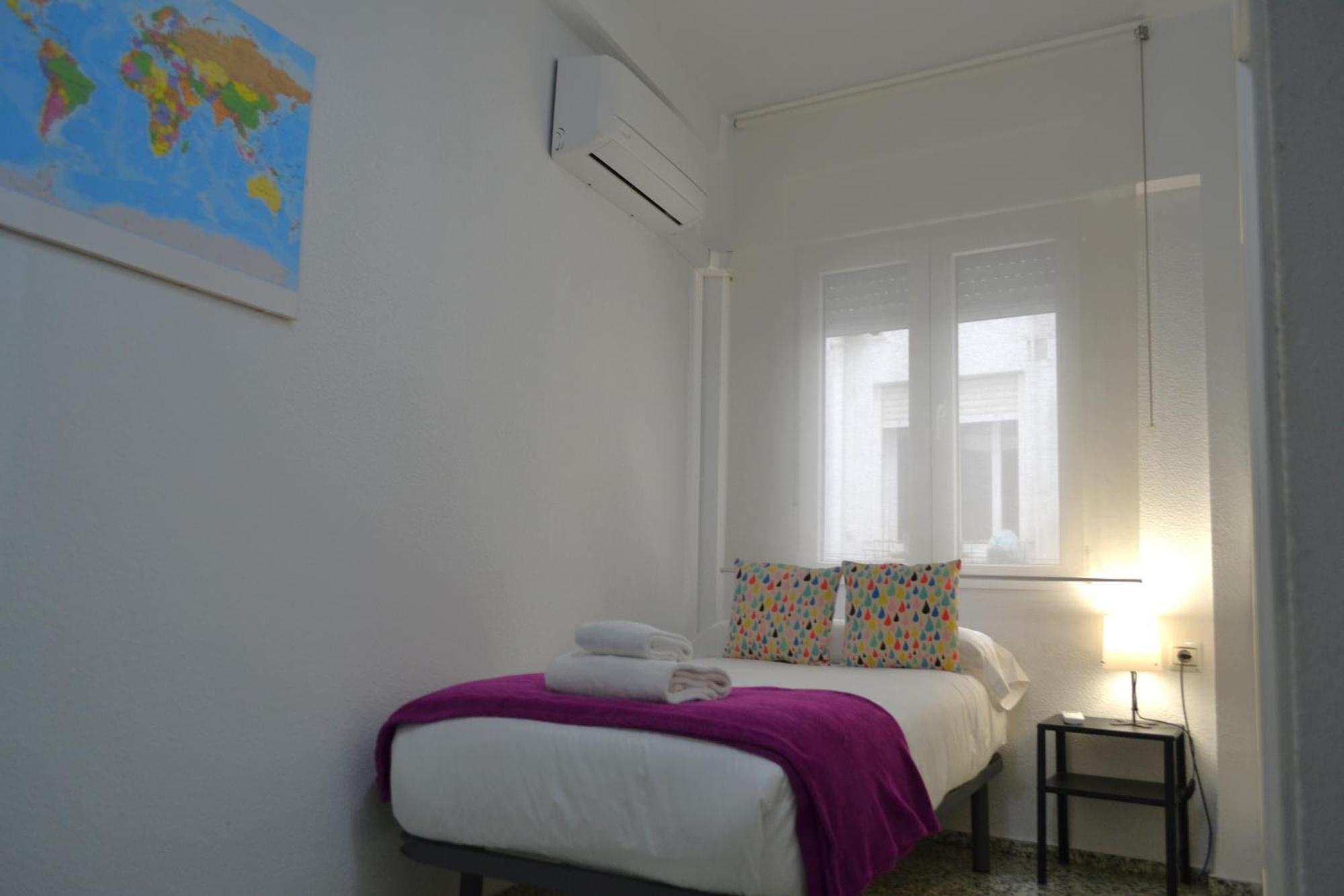 Sunshine Menendez Pelayo Apartment